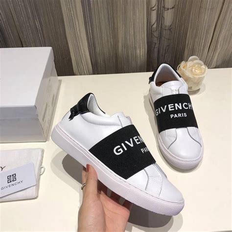 givenchy sneakers womens replica|givenchy or gucci sneakers.